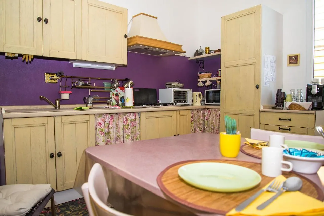 A Casa Fachin Room & Breakfast Bologna 0*,  Italy